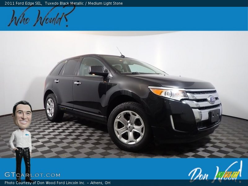 Tuxedo Black Metallic / Medium Light Stone 2011 Ford Edge SEL