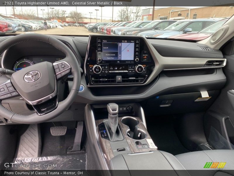 Dashboard of 2021 Highlander Limited AWD