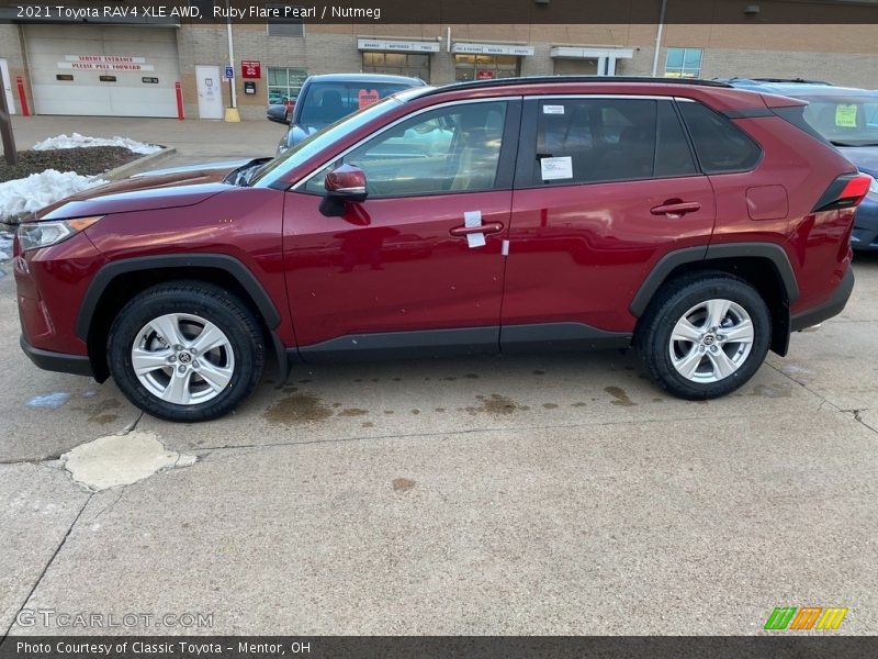Ruby Flare Pearl / Nutmeg 2021 Toyota RAV4 XLE AWD