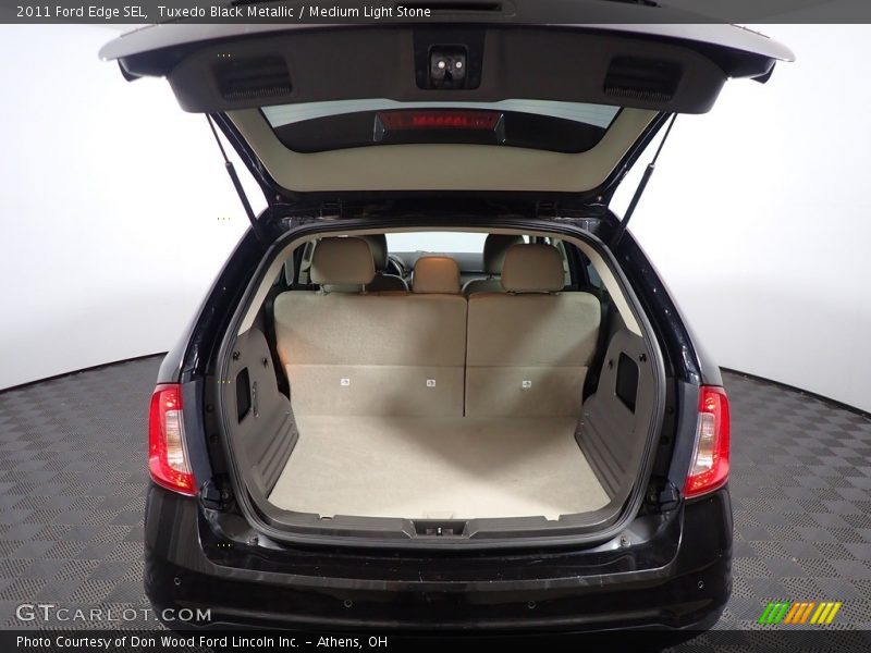 Tuxedo Black Metallic / Medium Light Stone 2011 Ford Edge SEL