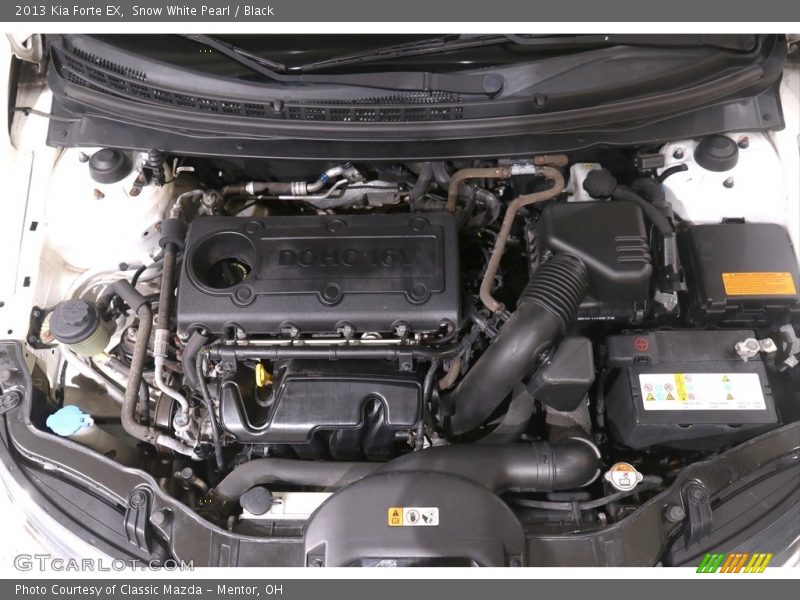 Snow White Pearl / Black 2013 Kia Forte EX