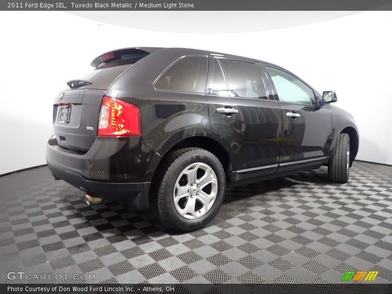 Tuxedo Black Metallic / Medium Light Stone 2011 Ford Edge SEL