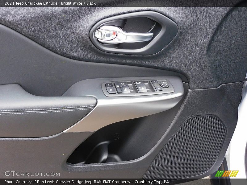Bright White / Black 2021 Jeep Cherokee Latitude