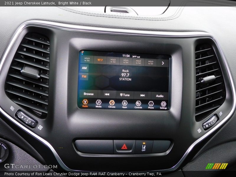 Bright White / Black 2021 Jeep Cherokee Latitude