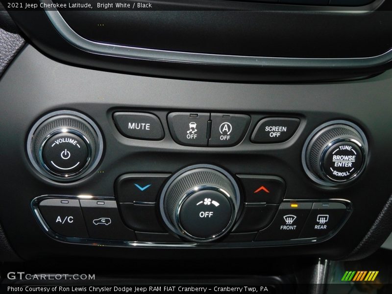 Bright White / Black 2021 Jeep Cherokee Latitude