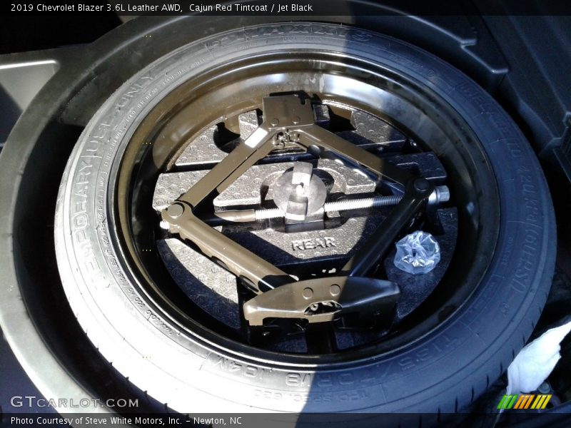 Cajun Red Tintcoat / Jet Black 2019 Chevrolet Blazer 3.6L Leather AWD