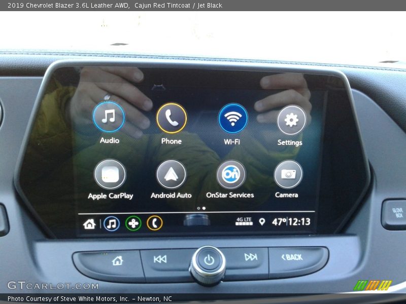 Controls of 2019 Blazer 3.6L Leather AWD