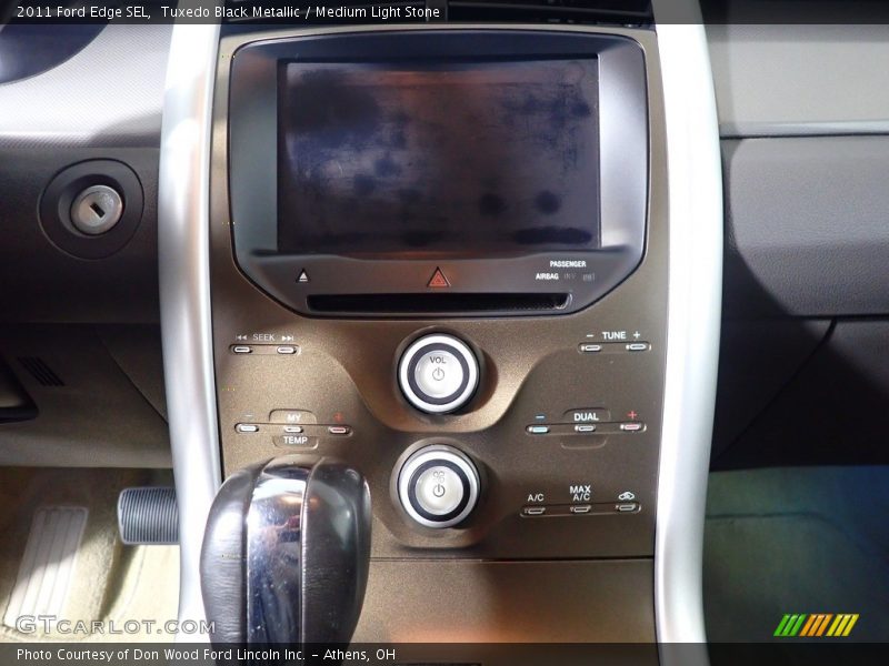 Tuxedo Black Metallic / Medium Light Stone 2011 Ford Edge SEL