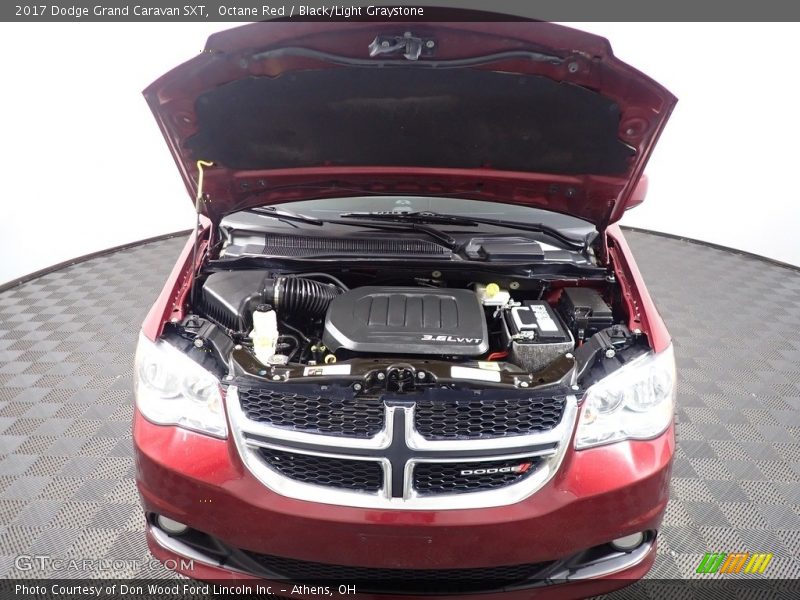 Octane Red / Black/Light Graystone 2017 Dodge Grand Caravan SXT