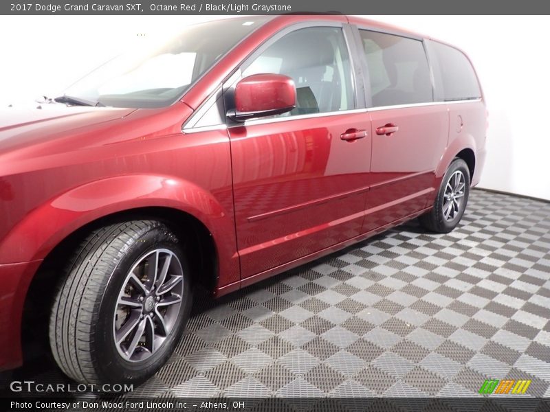 Octane Red / Black/Light Graystone 2017 Dodge Grand Caravan SXT