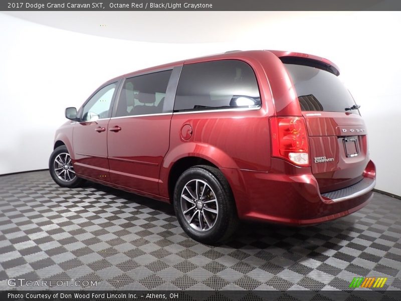 Octane Red / Black/Light Graystone 2017 Dodge Grand Caravan SXT
