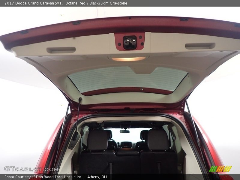 Octane Red / Black/Light Graystone 2017 Dodge Grand Caravan SXT