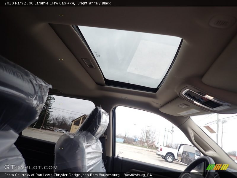 Bright White / Black 2020 Ram 2500 Laramie Crew Cab 4x4