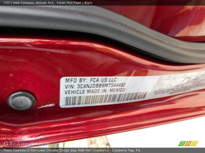 Velvet Red Pearl / Black 2021 Jeep Compass Altitude 4x4