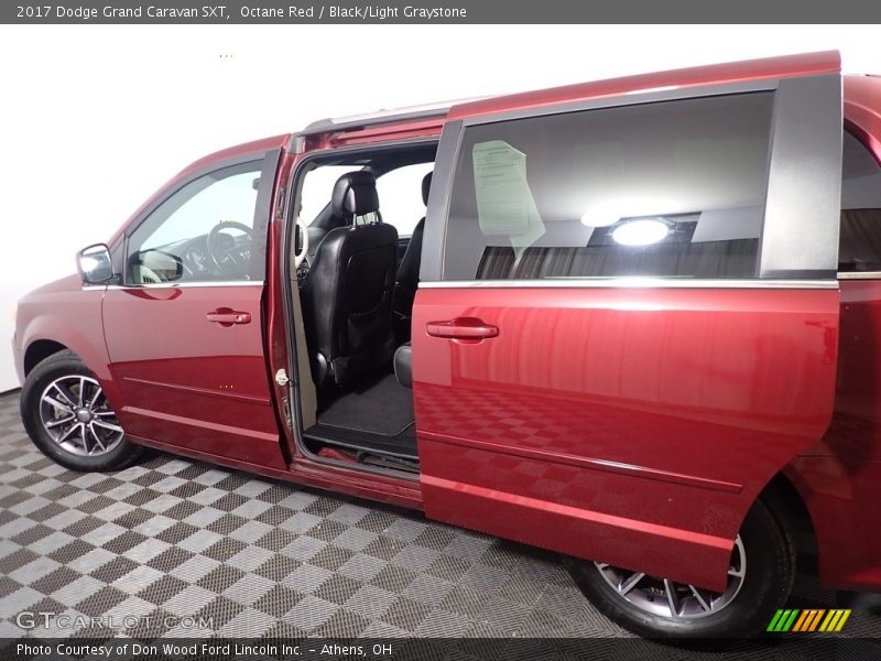 Octane Red / Black/Light Graystone 2017 Dodge Grand Caravan SXT