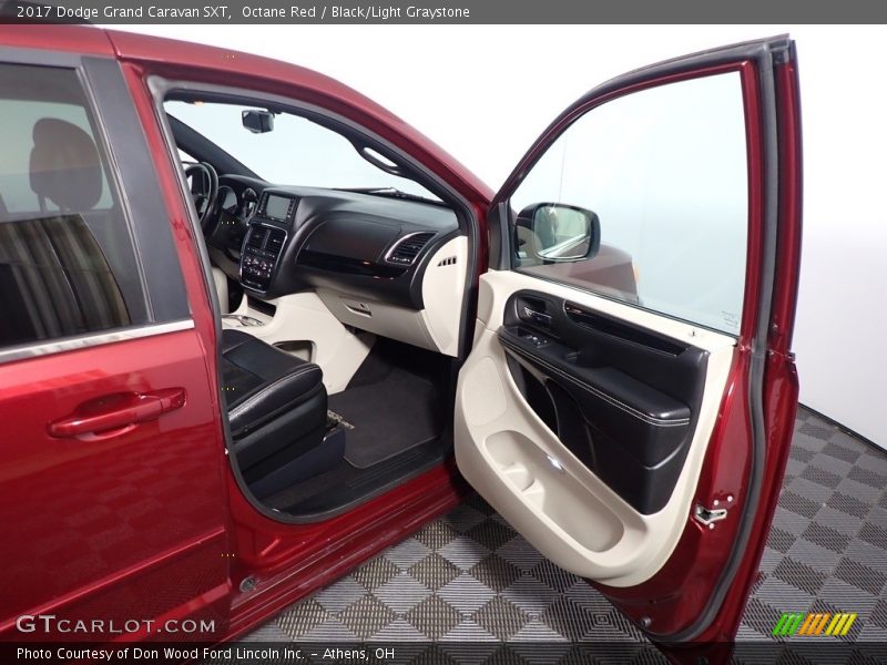 Octane Red / Black/Light Graystone 2017 Dodge Grand Caravan SXT