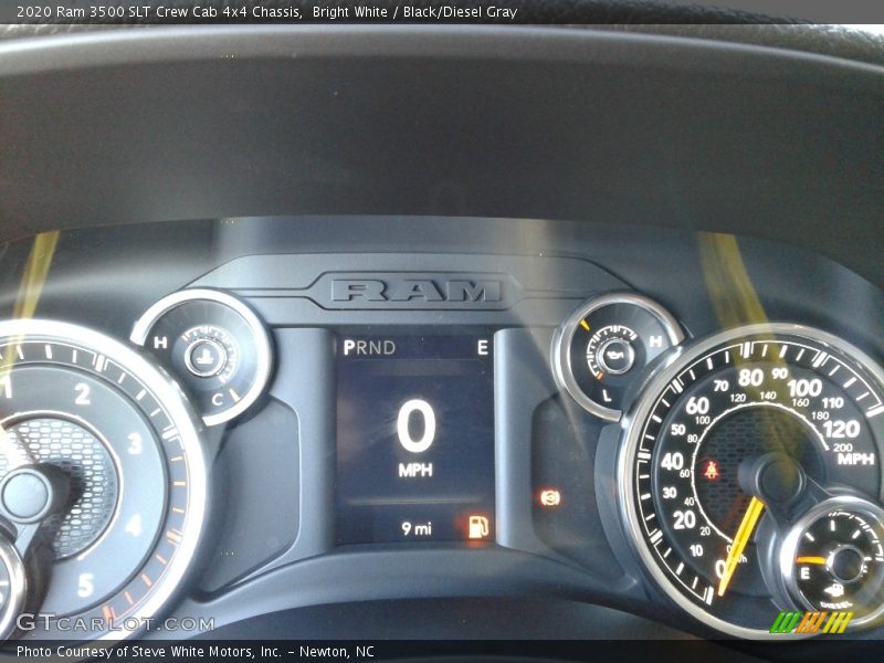 Bright White / Black/Diesel Gray 2020 Ram 3500 SLT Crew Cab 4x4 Chassis