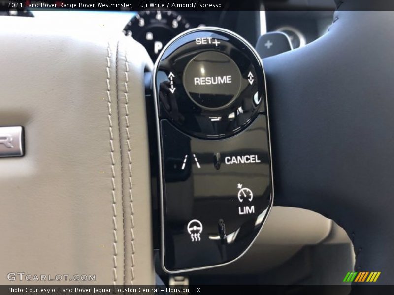 Fuji White / Almond/Espresso 2021 Land Rover Range Rover Westminster