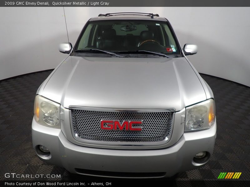 Quicksilver Metallic / Light Gray 2009 GMC Envoy Denali