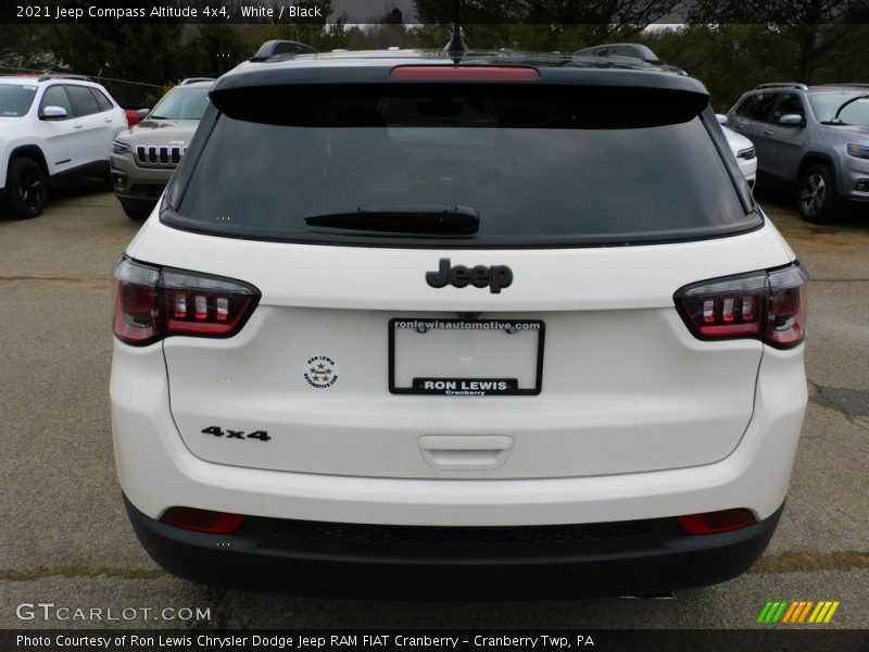 White / Black 2021 Jeep Compass Altitude 4x4