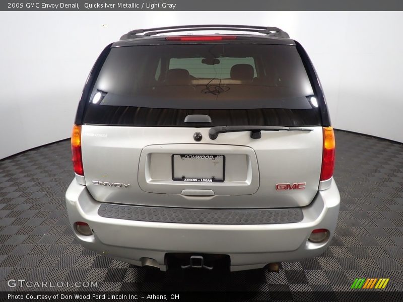 Quicksilver Metallic / Light Gray 2009 GMC Envoy Denali
