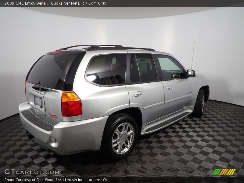 Quicksilver Metallic / Light Gray 2009 GMC Envoy Denali