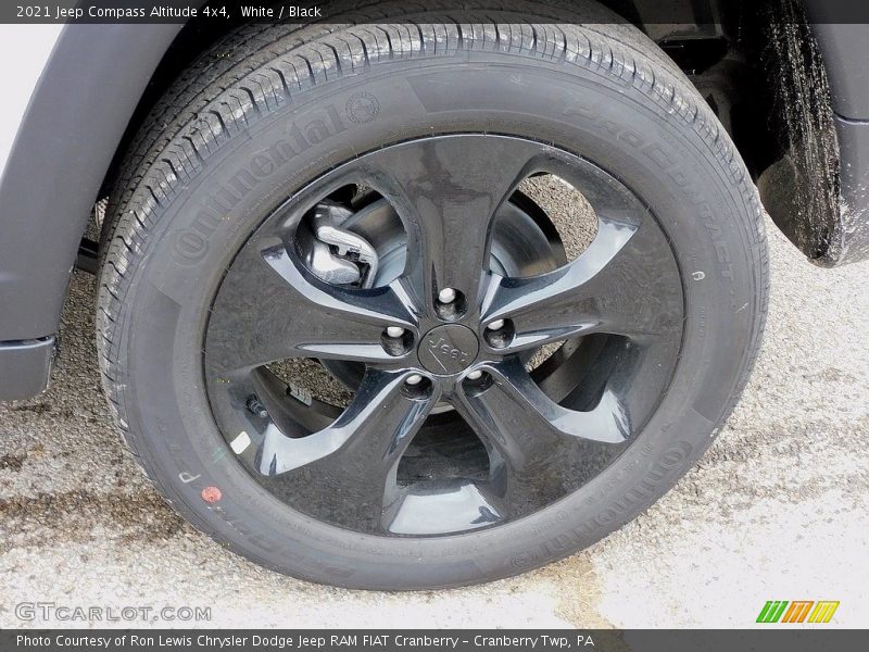 White / Black 2021 Jeep Compass Altitude 4x4