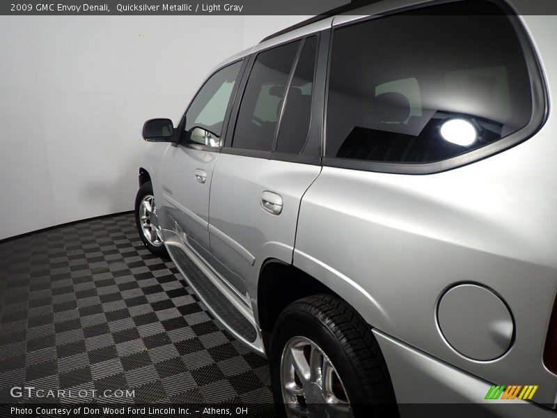 Quicksilver Metallic / Light Gray 2009 GMC Envoy Denali