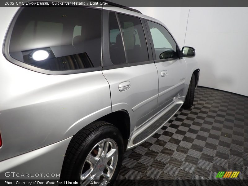 Quicksilver Metallic / Light Gray 2009 GMC Envoy Denali