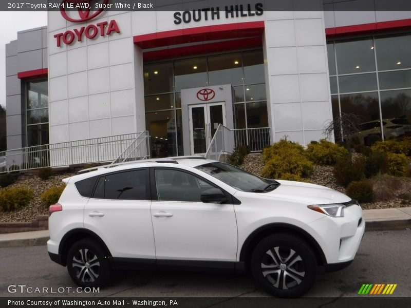 Super White / Black 2017 Toyota RAV4 LE AWD