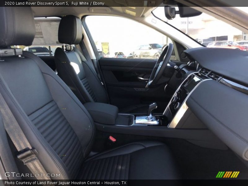 Fuji White / Ebony 2020 Land Rover Discovery Sport S