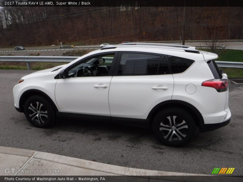 Super White / Black 2017 Toyota RAV4 LE AWD