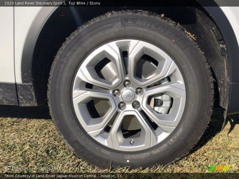 Fuji White / Ebony 2020 Land Rover Discovery Sport S