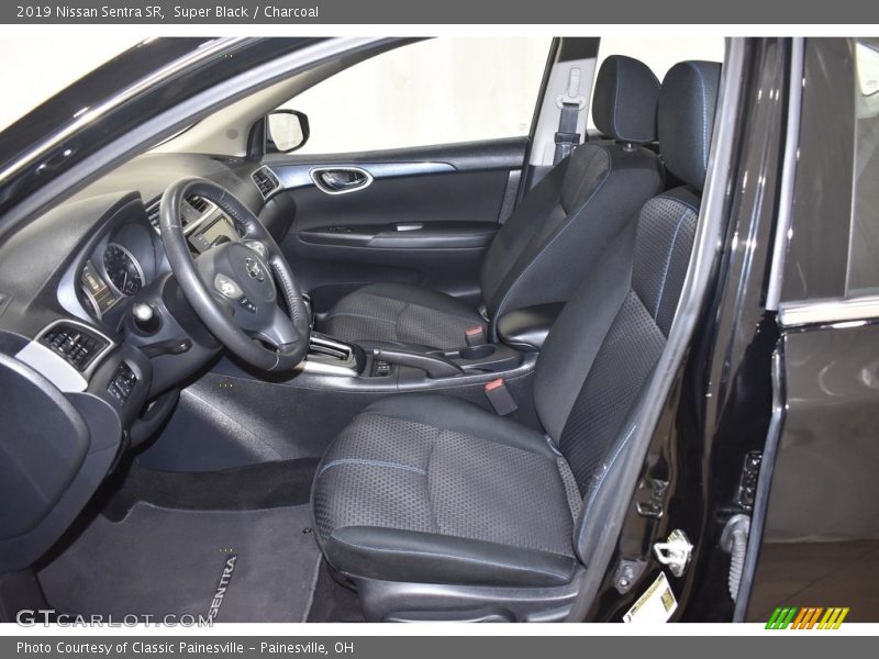 Super Black / Charcoal 2019 Nissan Sentra SR