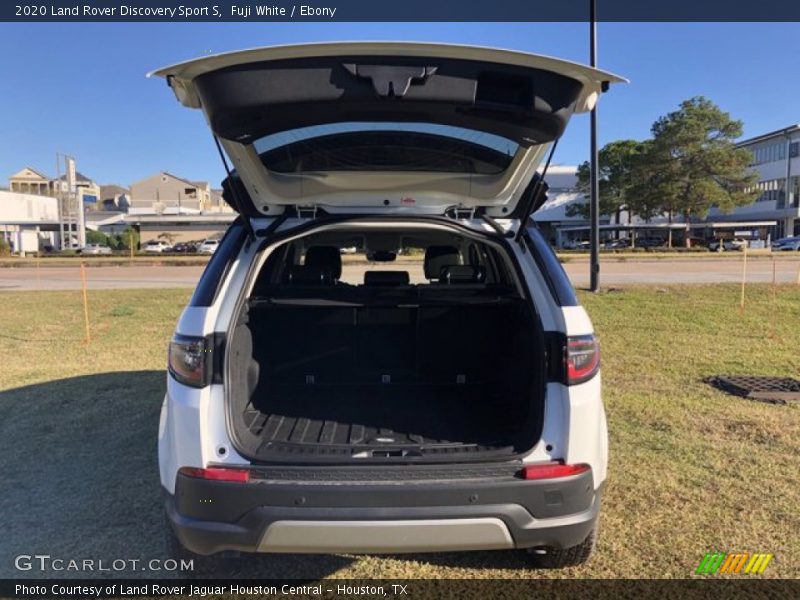 Fuji White / Ebony 2020 Land Rover Discovery Sport S