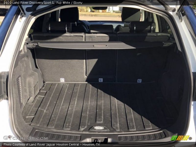Fuji White / Ebony 2020 Land Rover Discovery Sport S