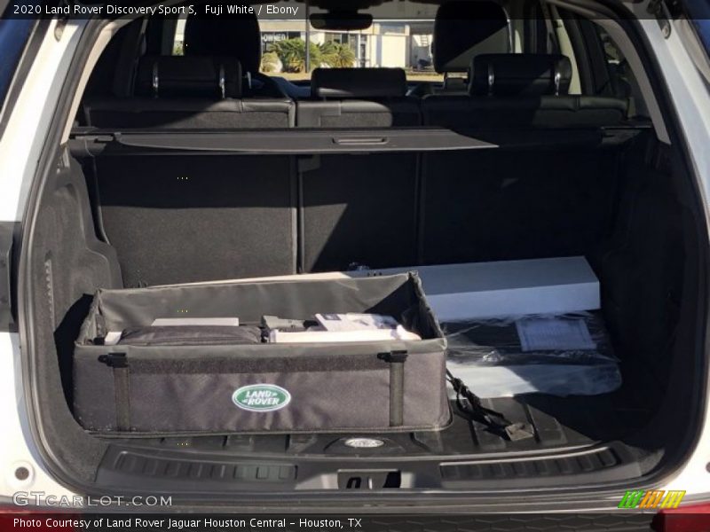Fuji White / Ebony 2020 Land Rover Discovery Sport S