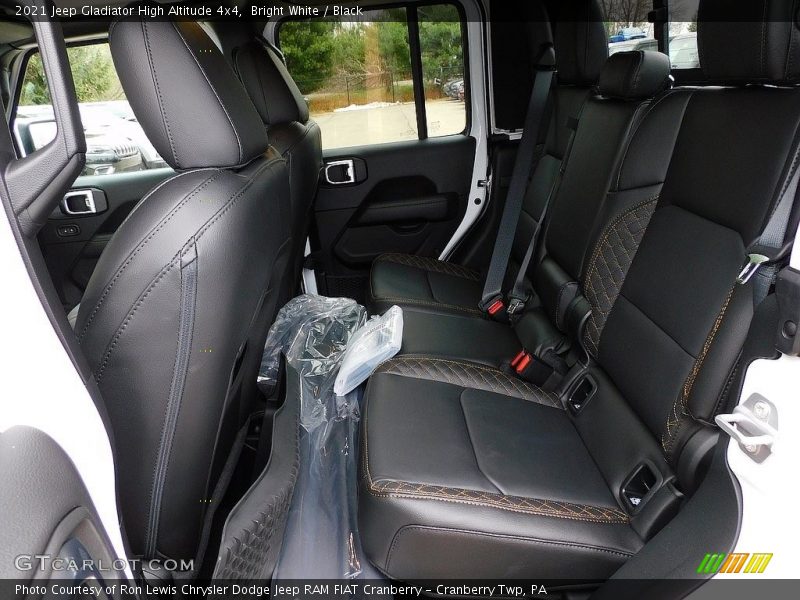 Bright White / Black 2021 Jeep Gladiator High Altitude 4x4