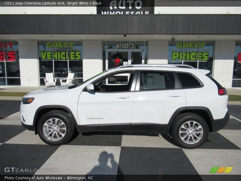 Bright White / Black 2021 Jeep Cherokee Latitude 4x4