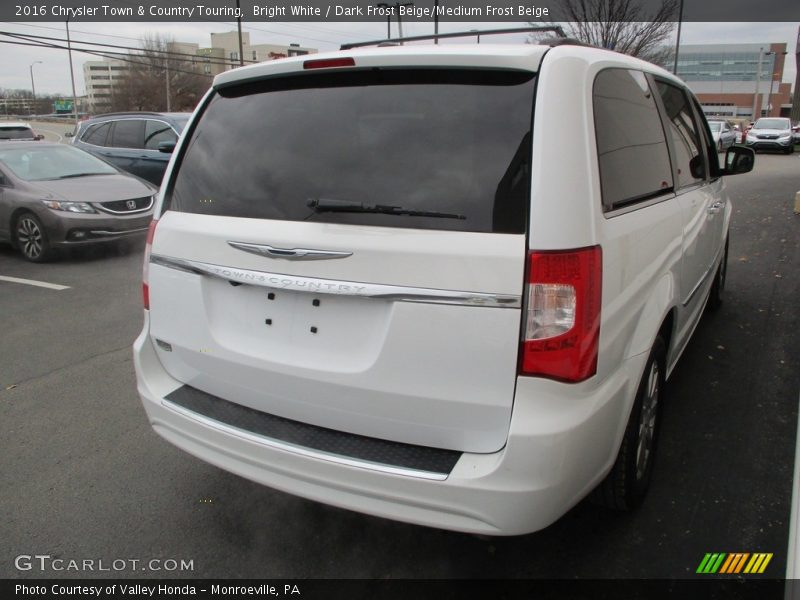 Bright White / Dark Frost Beige/Medium Frost Beige 2016 Chrysler Town & Country Touring