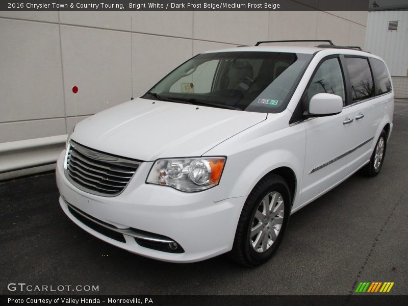 Bright White / Dark Frost Beige/Medium Frost Beige 2016 Chrysler Town & Country Touring