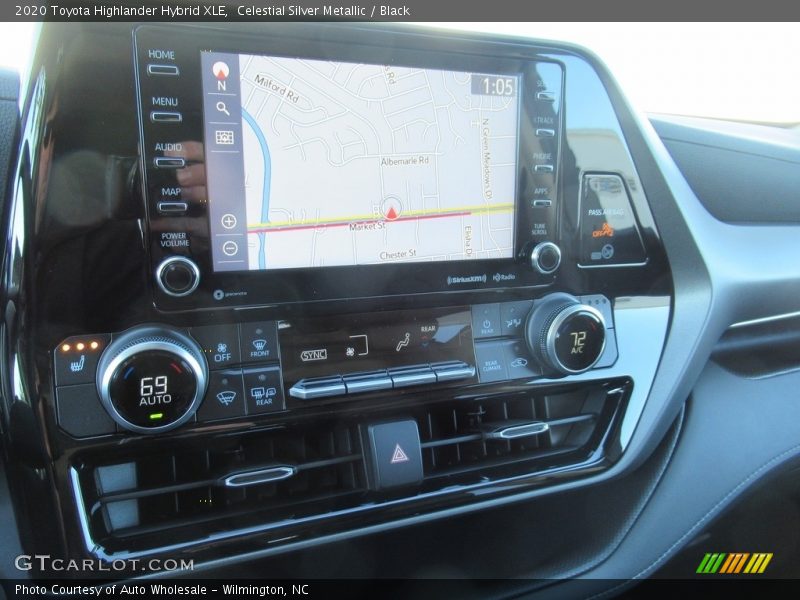 Celestial Silver Metallic / Black 2020 Toyota Highlander Hybrid XLE