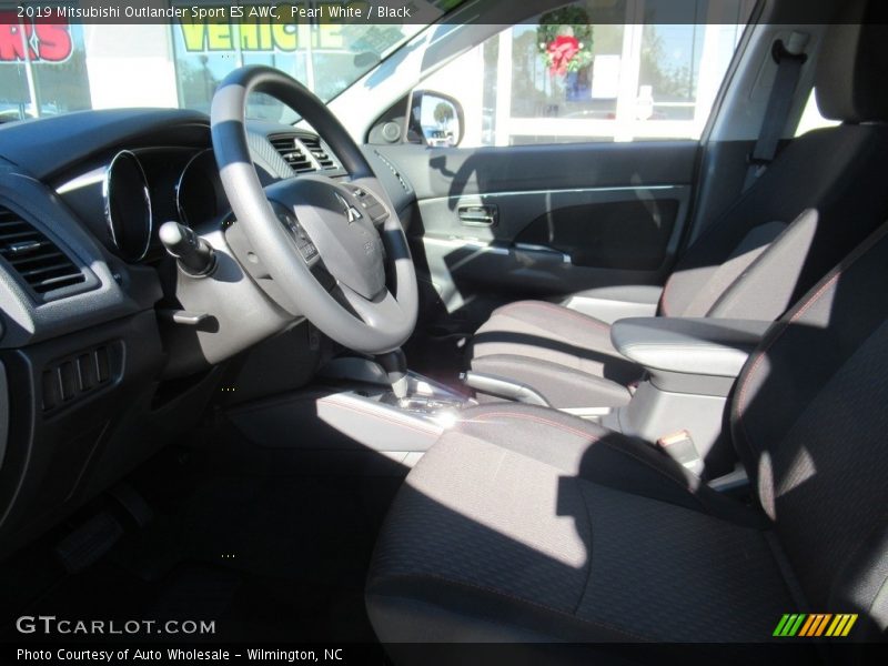 Pearl White / Black 2019 Mitsubishi Outlander Sport ES AWC