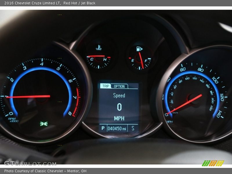 Red Hot / Jet Black 2016 Chevrolet Cruze Limited LT