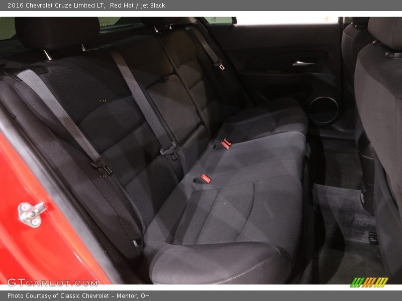 Red Hot / Jet Black 2016 Chevrolet Cruze Limited LT