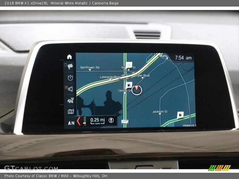 Mineral White Metallic / Canberra Beige 2018 BMW X1 xDrive28i