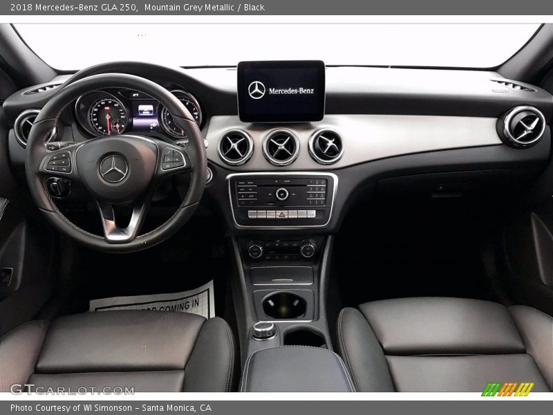 Mountain Grey Metallic / Black 2018 Mercedes-Benz GLA 250