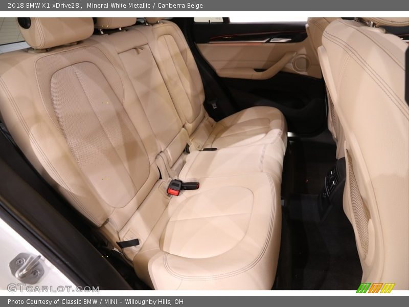 Mineral White Metallic / Canberra Beige 2018 BMW X1 xDrive28i
