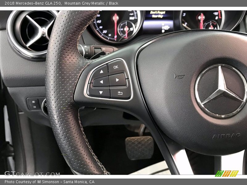 Mountain Grey Metallic / Black 2018 Mercedes-Benz GLA 250