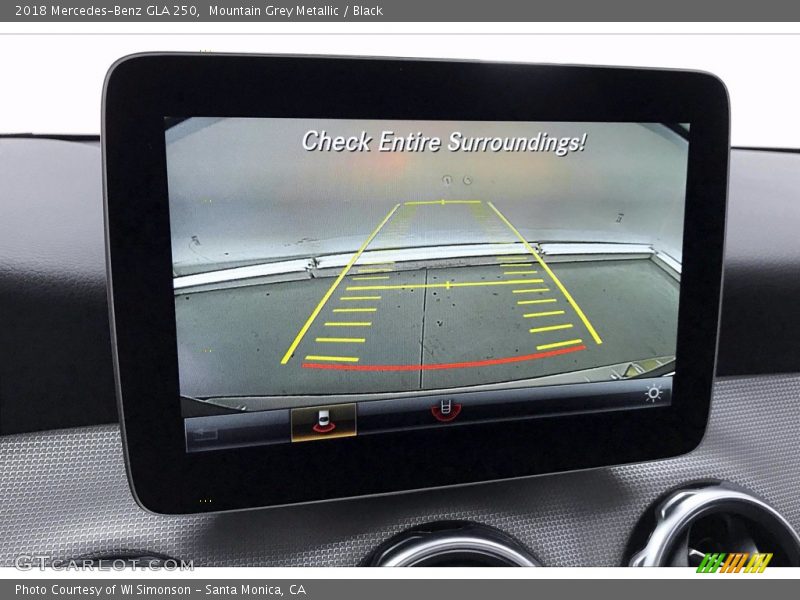 Mountain Grey Metallic / Black 2018 Mercedes-Benz GLA 250